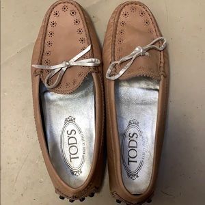 Tod’s driving shoes with cute silver bows